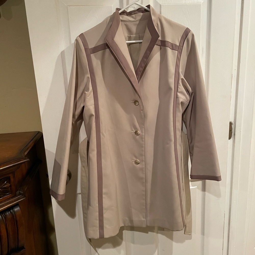 Women's Tan and Brown Coat